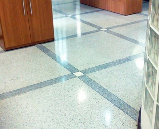 Onde Encontro Piso de Granilite Marapoama  - Piso Granilite Branco